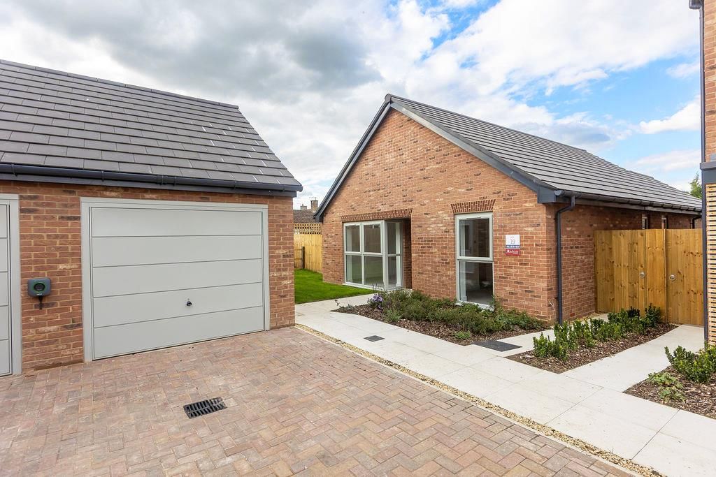 Property photo 1 of 11 Stinchcombe Exterior.Png