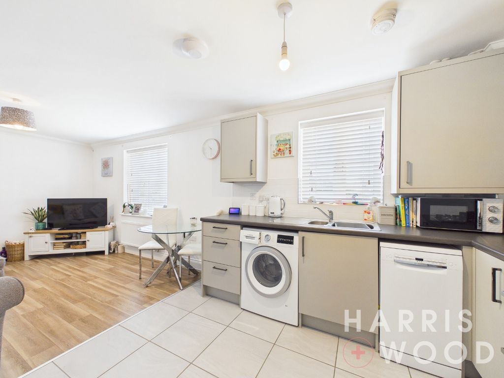 Property photo 2 of 10 5357203