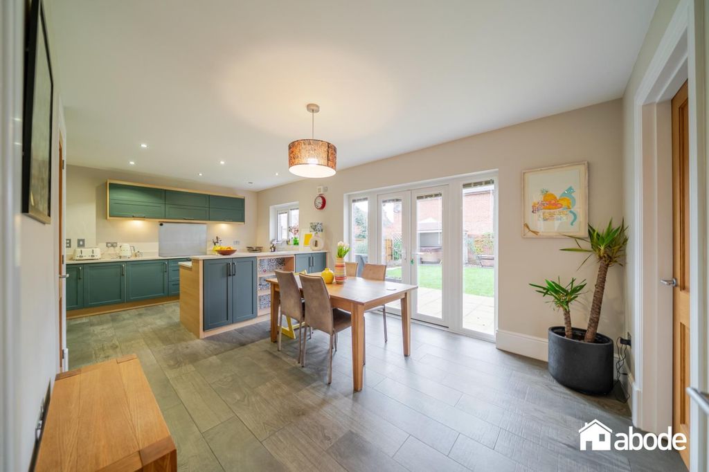 Property photo 3 of 40 Dsc05034-Hdr.Jpg