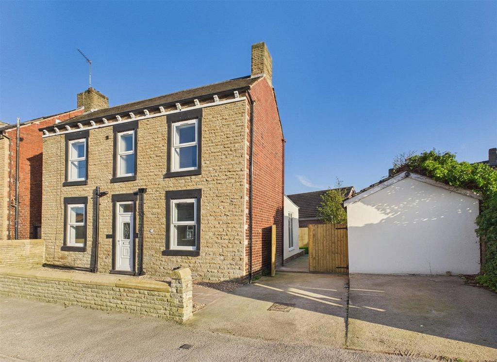 Property photo 1 of 14 Cam04515G0-Pr0119-Still001-001.Jpg.Jpeg