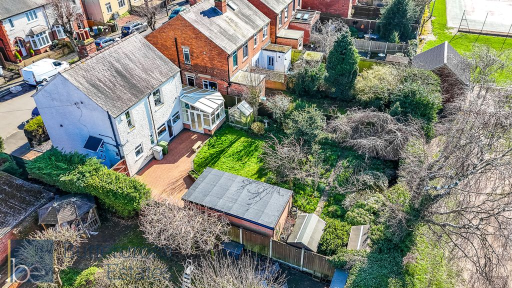 Property photo 2 of 34 Rear Garden