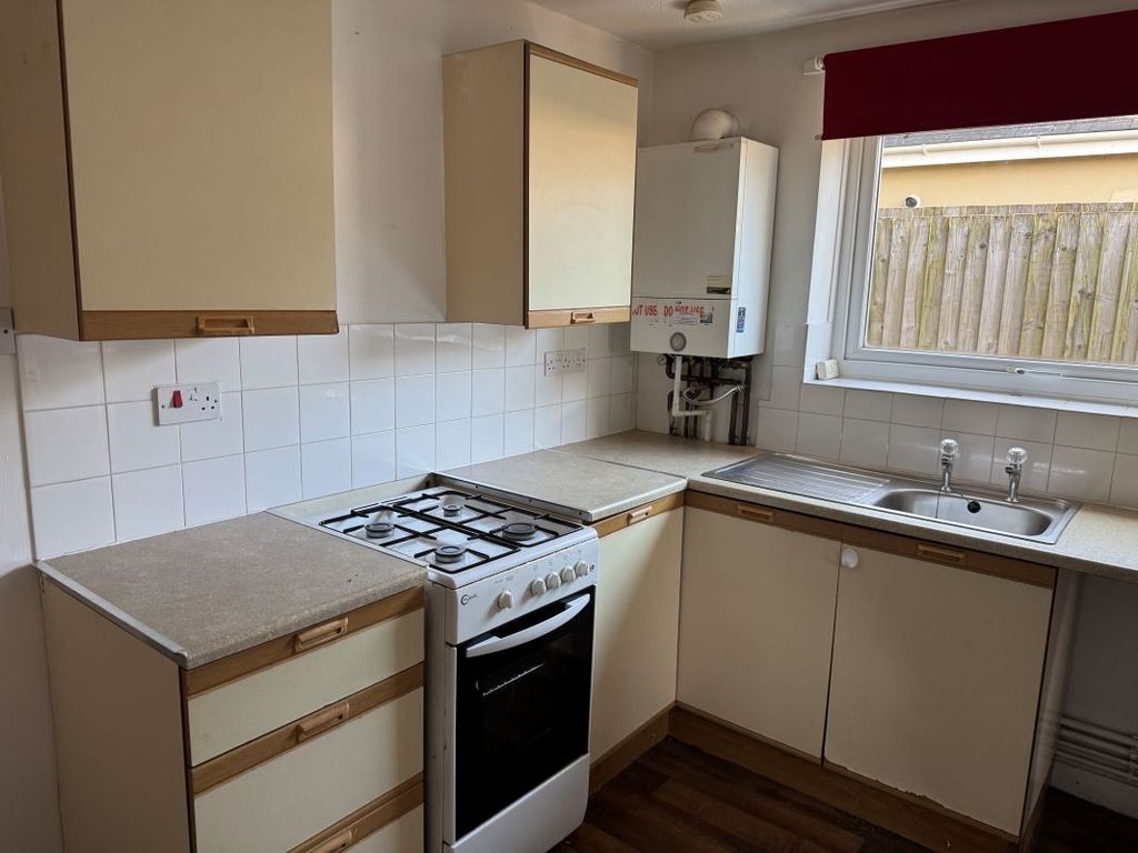 Property photo 2 of 8