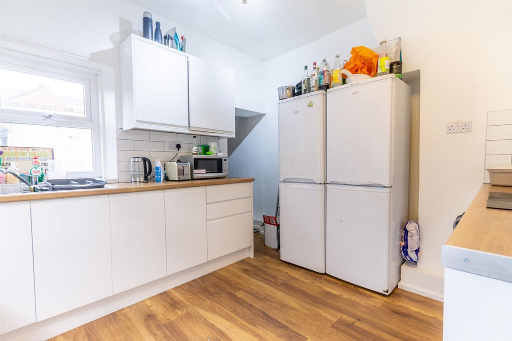 Property photo 1 of 10 Img_0626-Hdr.Jpg