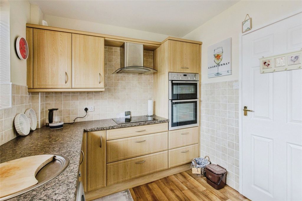 Property photo 3 of 16 Picture No. 05