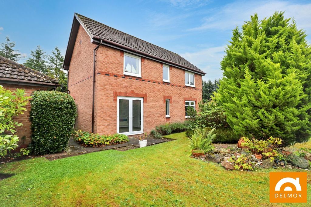 Property photo 3 of 34
