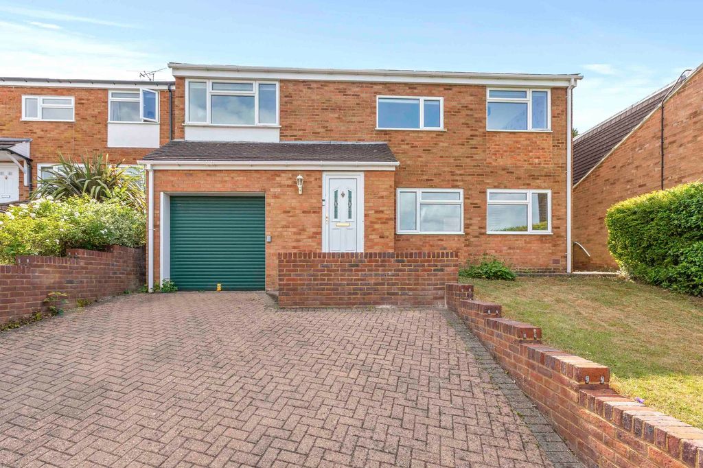 Property photo 1 of 15