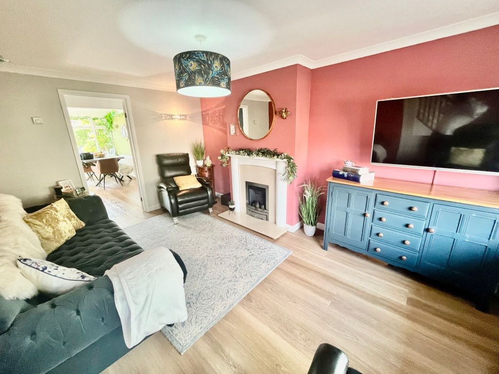 Property photo 2 of 21