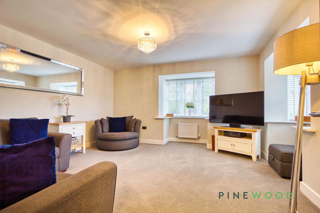 Property photo 3 of 37 Living Room