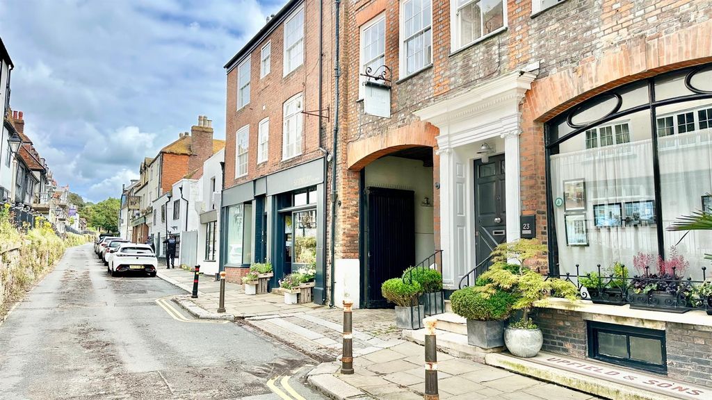 Property photo 3 of 26