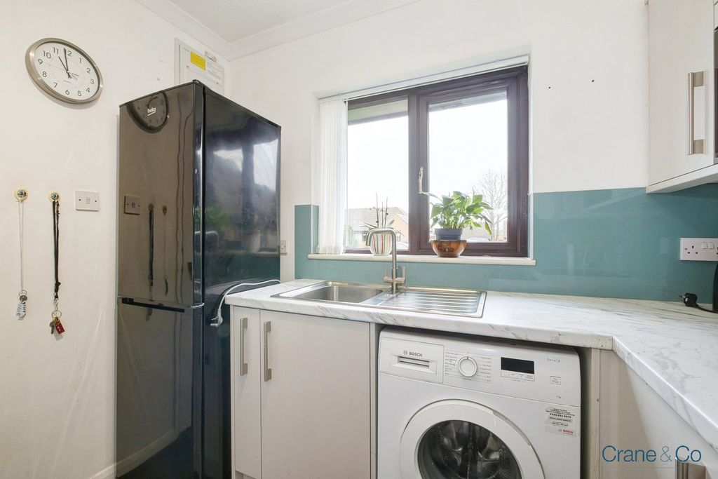 Property photo 3 of 13