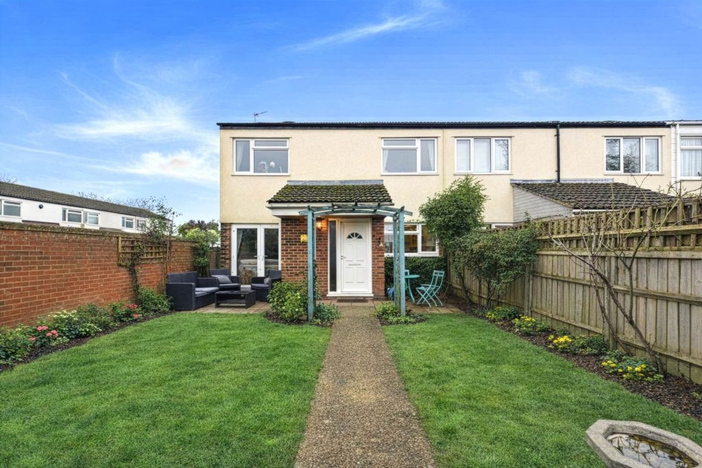 Property photo 1 of 12
