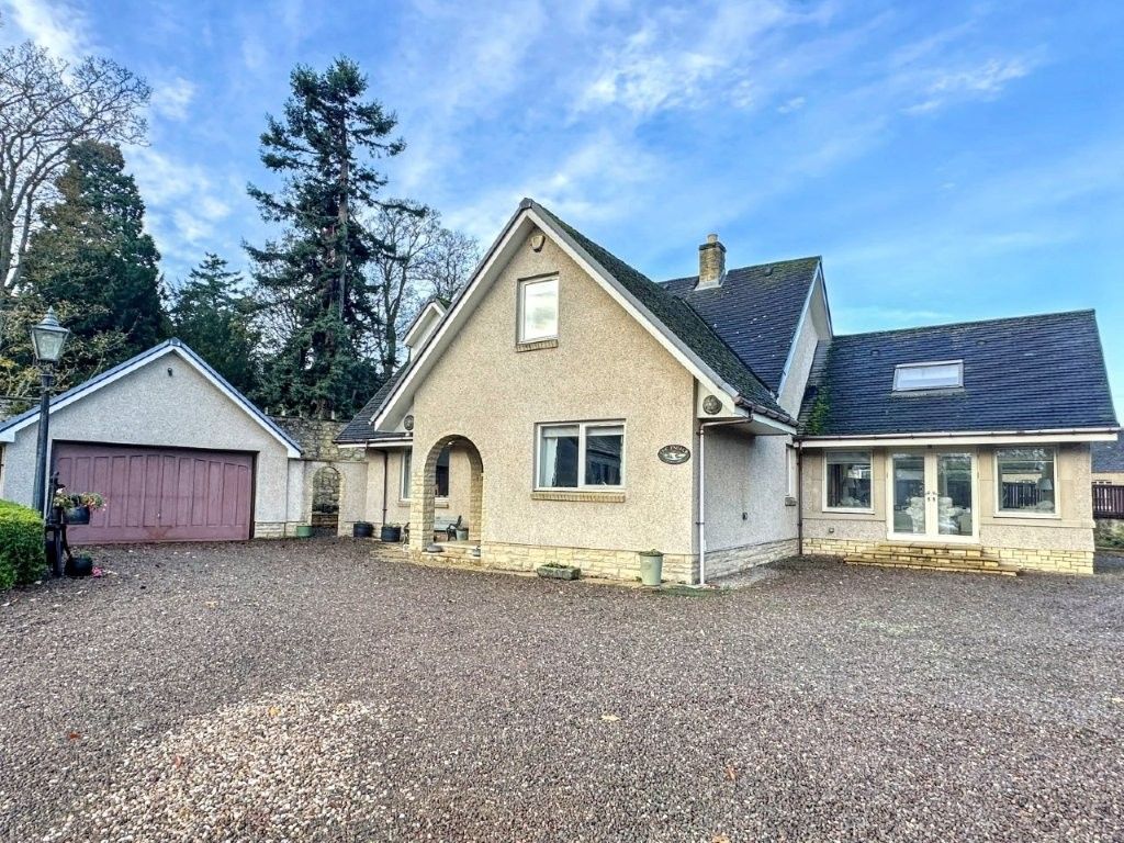 Property photo 2 of 43