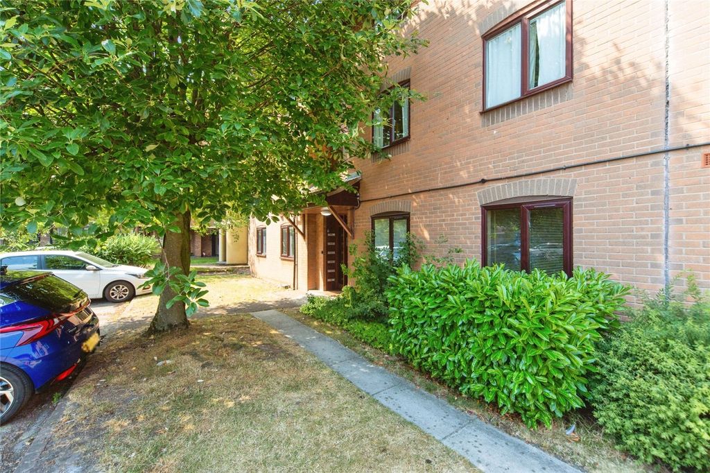 Property photo 2 of 21 Picture No. 19