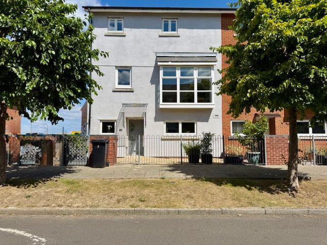 Property photo 1 of 28