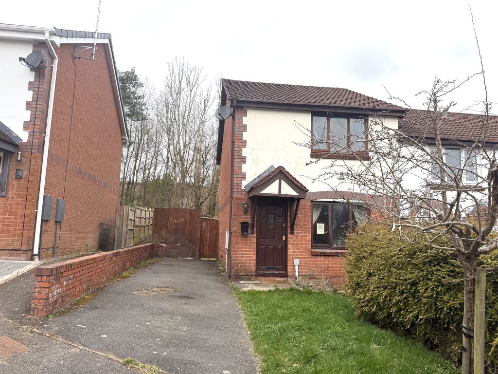 Property photo 1 of 11