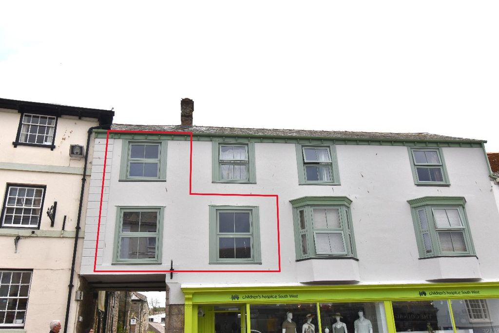 Property photo 1 of 7