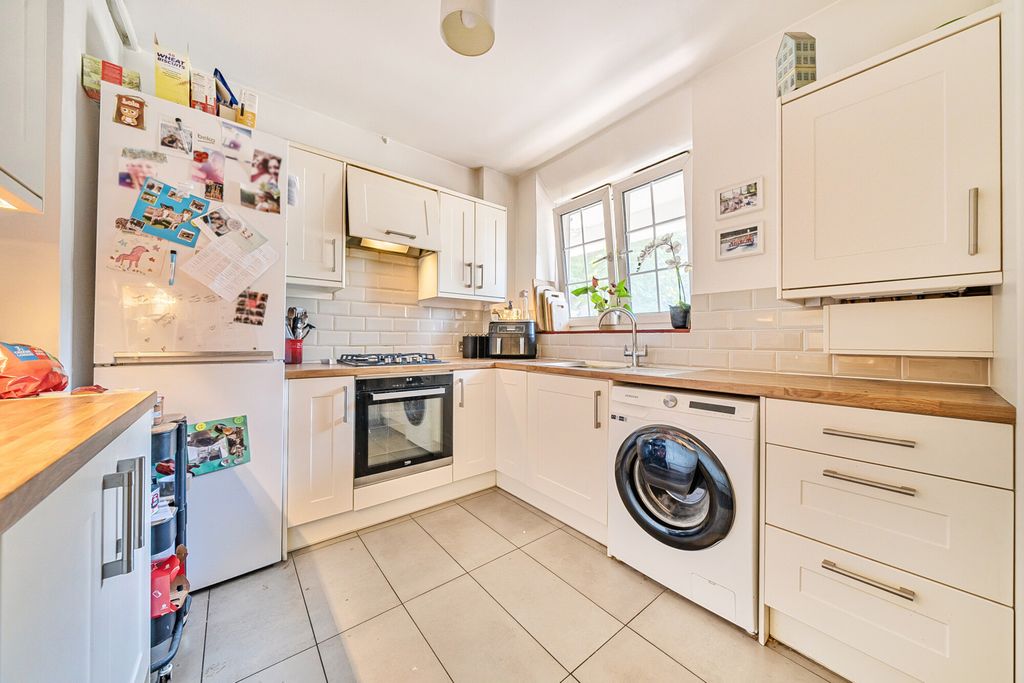 Property photo 1 of 13 Kitchen