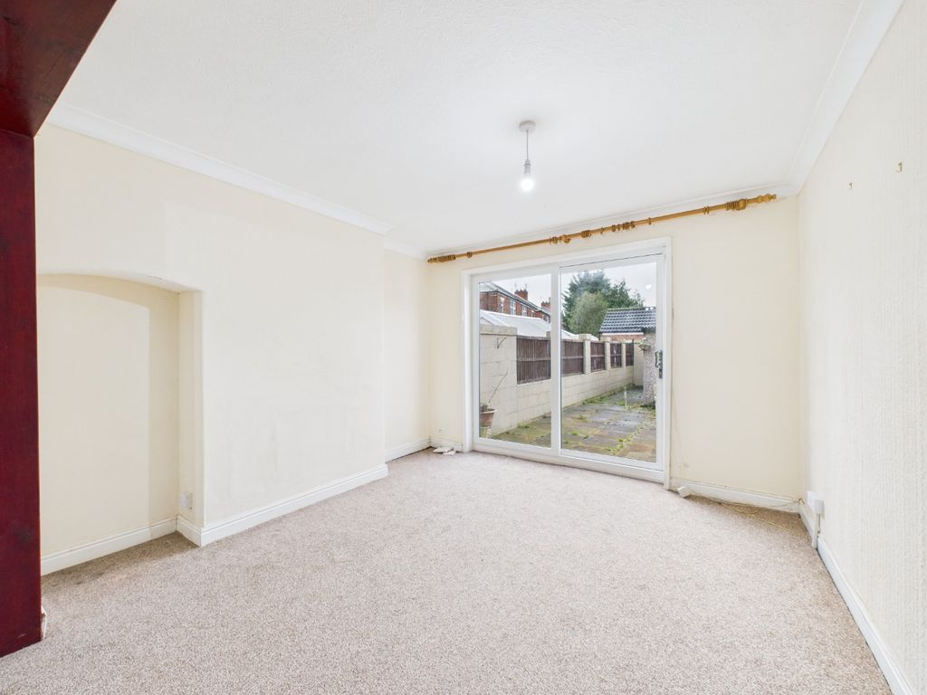 Property photo 3 of 14 4366045