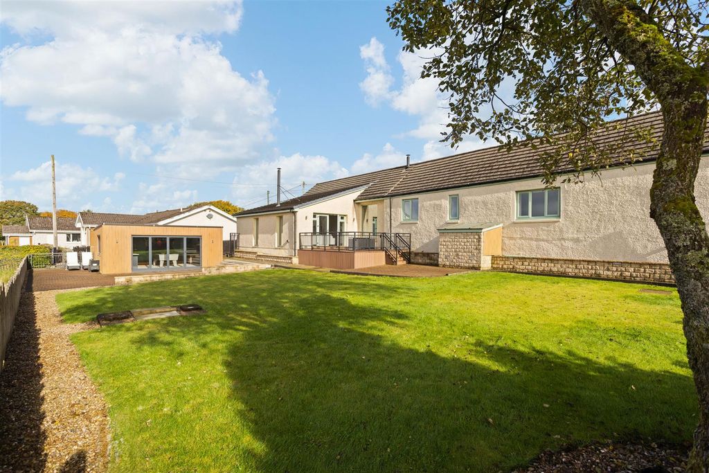 Property photo 1 of 48 52.Jpg