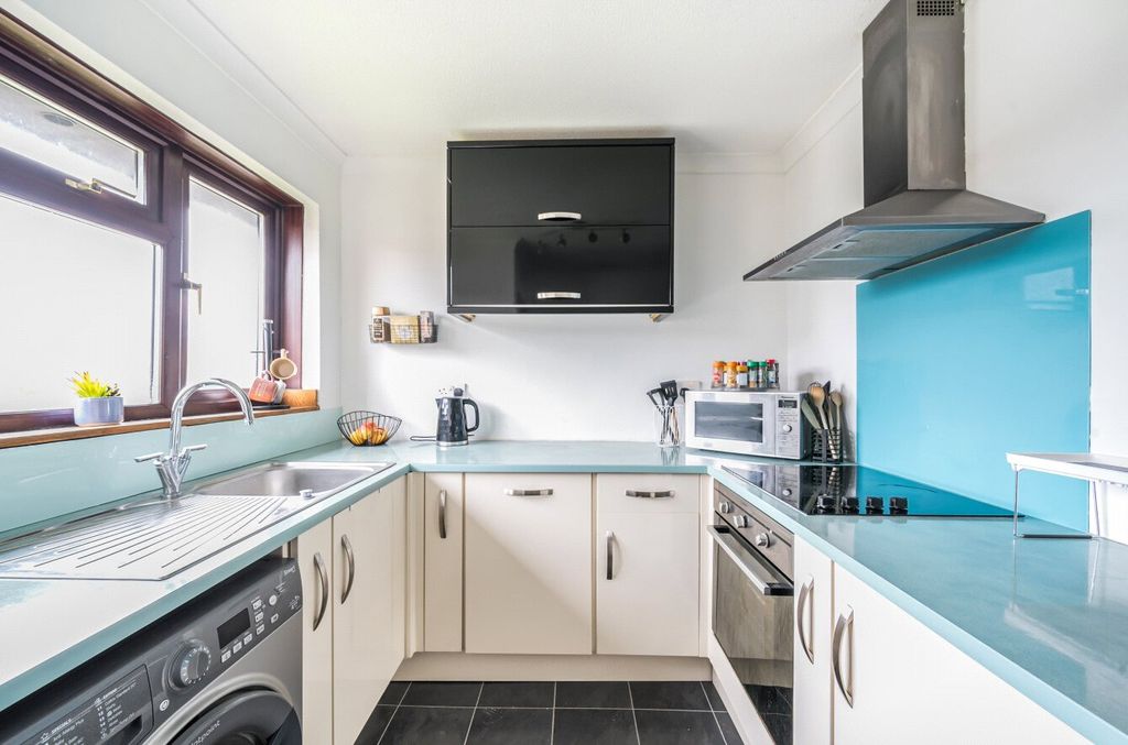 Property photo 2 of 14 Picture No. 09