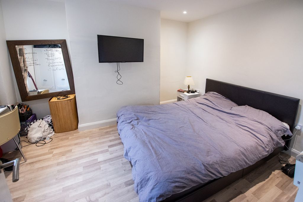 Property photo 3 of 10 Property Photo