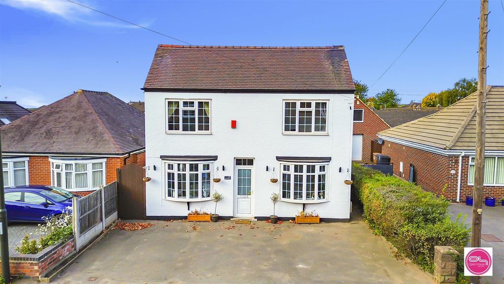 Property photo 1 of 32 Main Street, Overseal (1).Jpg