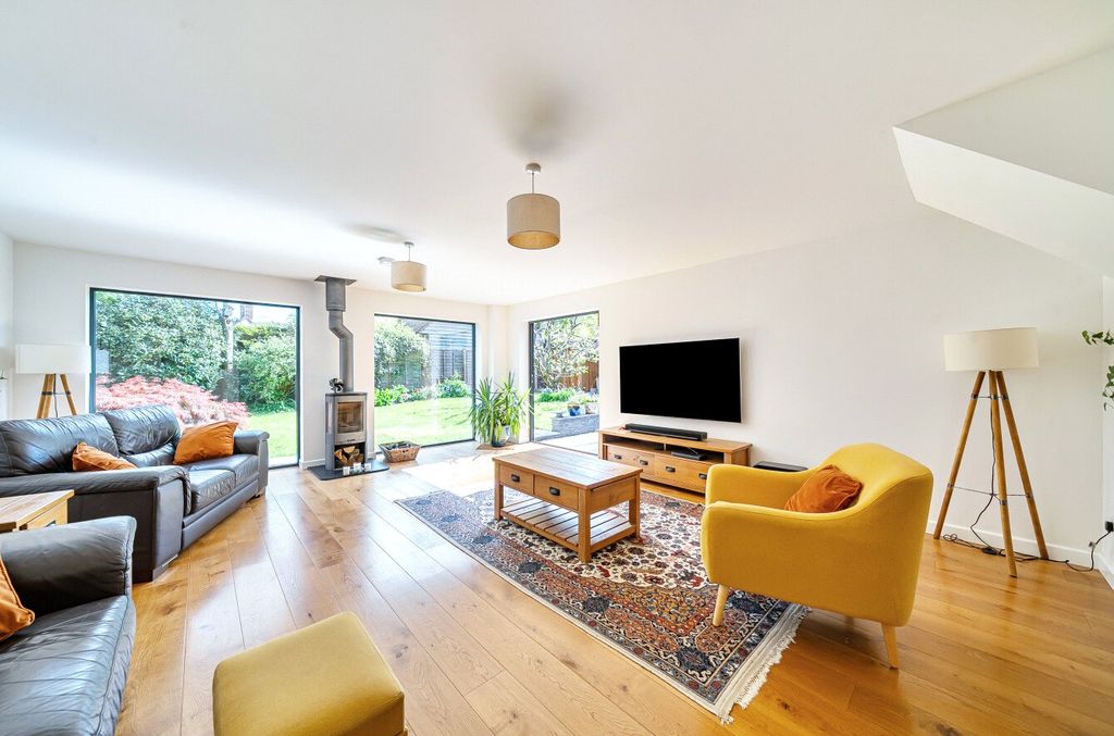 Property photo 3 of 17 Picture No. 05