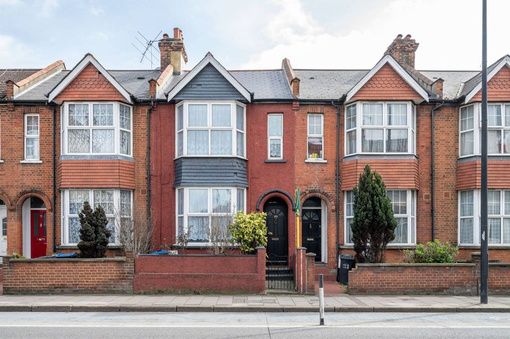 Property photo 1 of 11