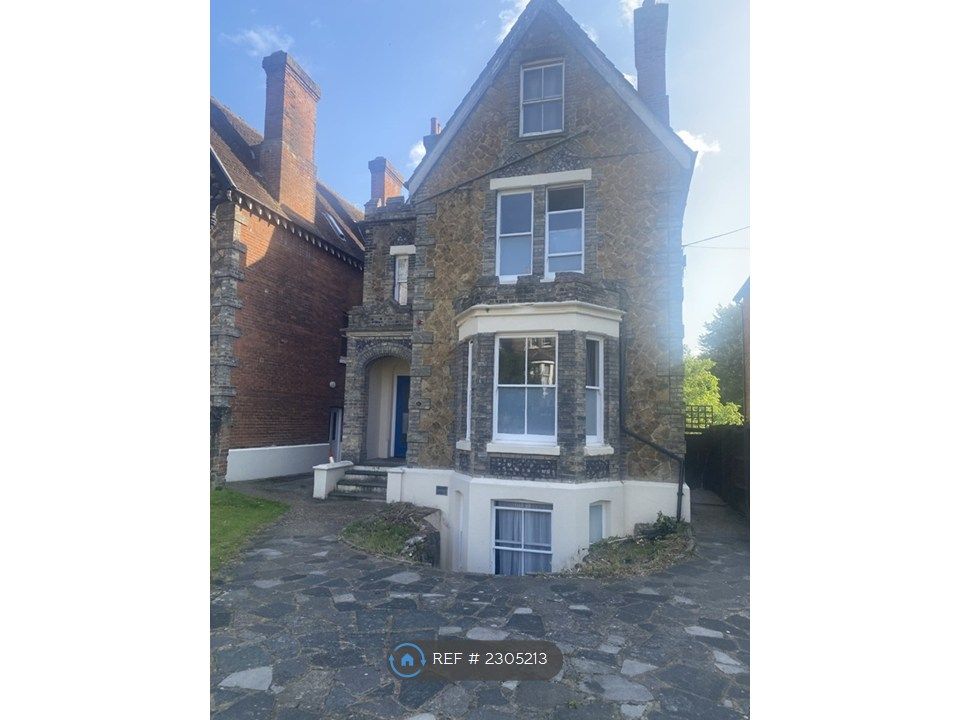 Property photo 2 of 3