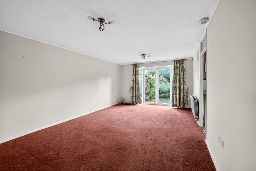 Property photo 3 of 14