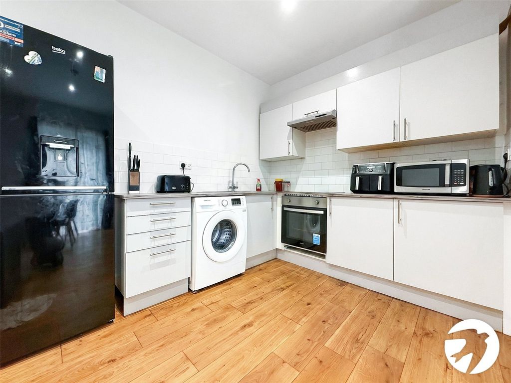 Property photo 3 of 8 Picture No. 07