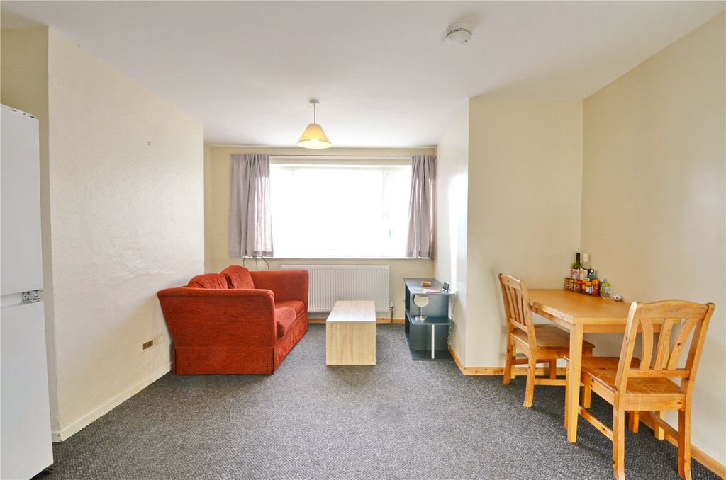 Property photo 3 of 9 Picture No. 02