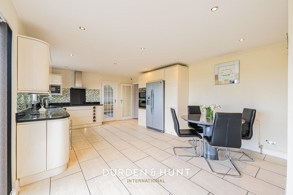 Property photo 3 of 53 Manor-35.Jpg