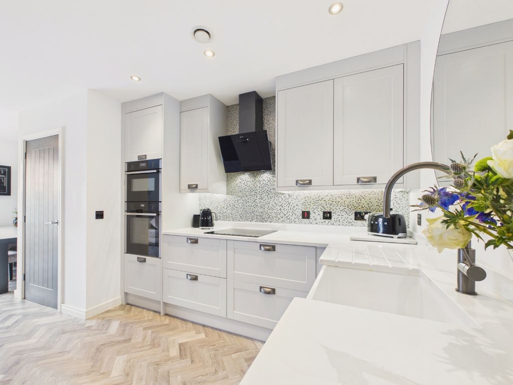Property photo 2 of 26 5355733