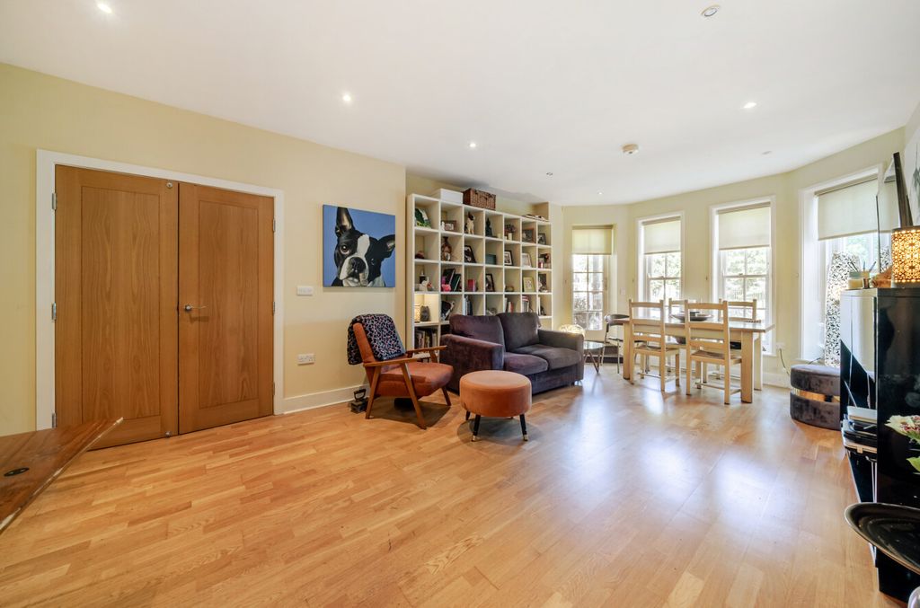 Property photo 2 of 16 1477259-14-6A32De...