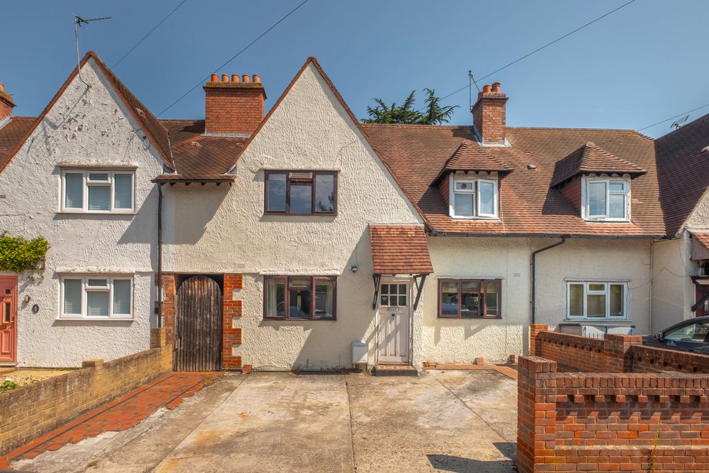 Property photo 1 of 8