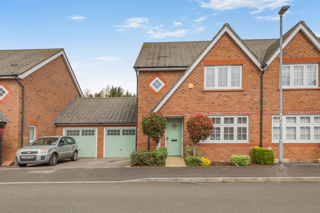 Property photo 1 of 22