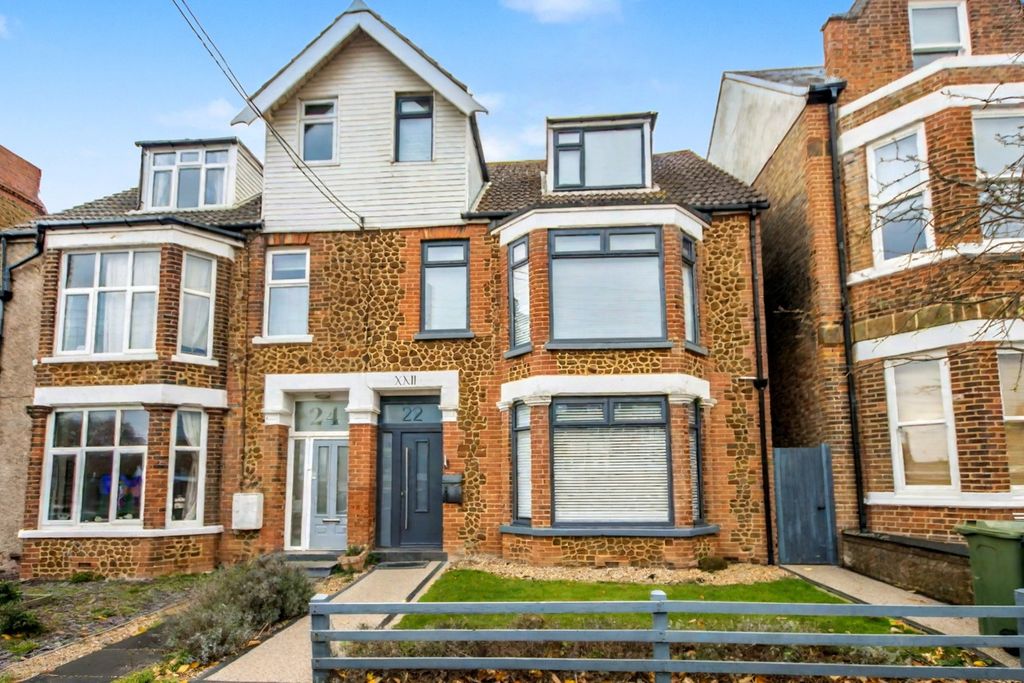 Property photo 1 of 30 4551980