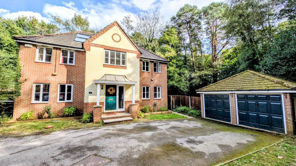 Property photo 1 of 24