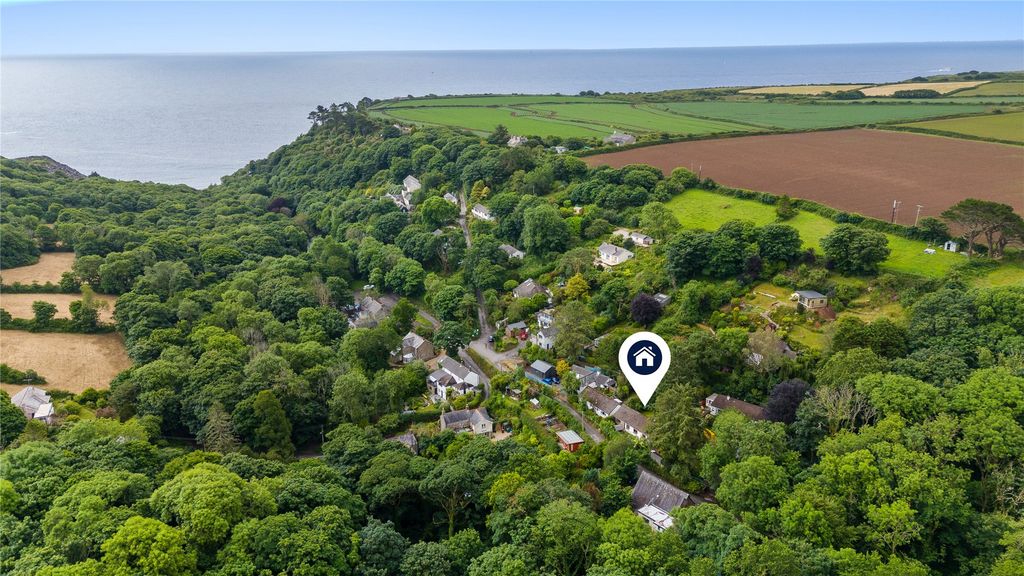 Property photo 1 of 12 1 - Picture No. 21