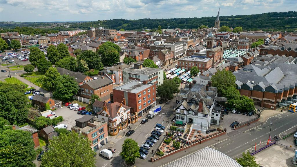 Property photo 2 of 20 Drone Town Centre.Jpg