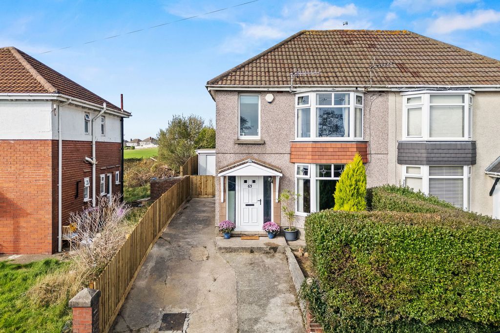 Property photo 1 of 30