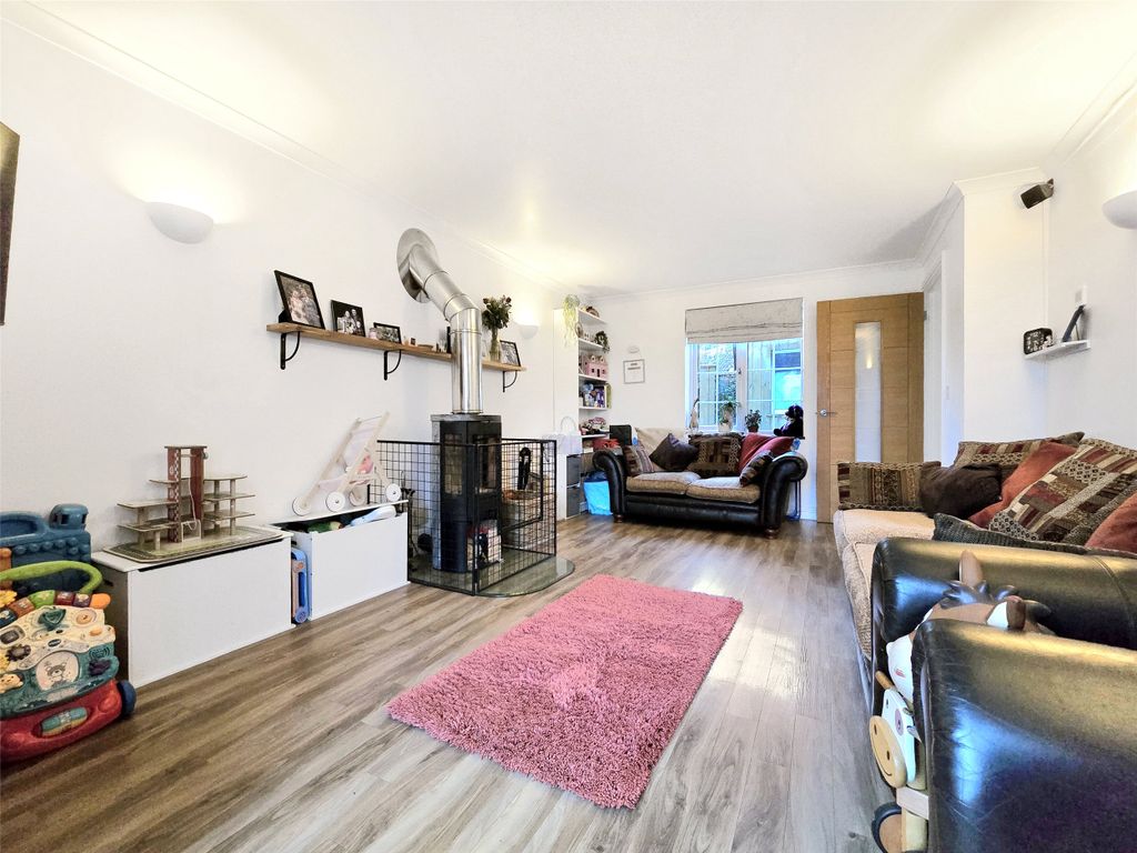 Property photo 2 of 20 2 - Picture No. 07