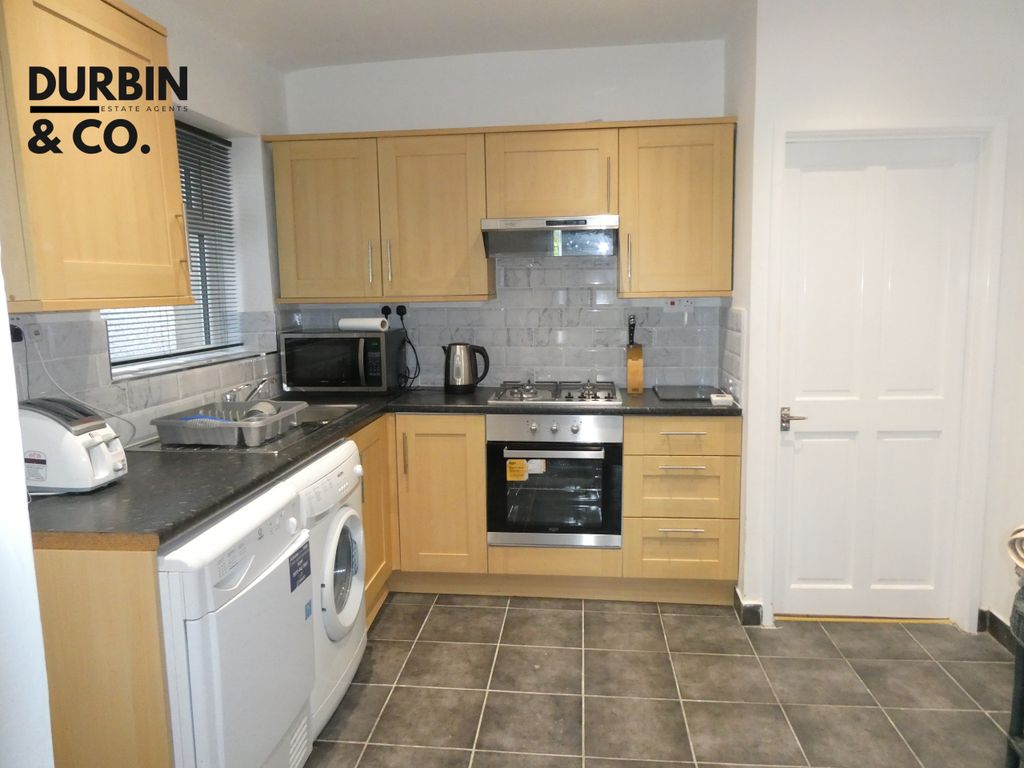 Property photo 2 of 29 Kitchen