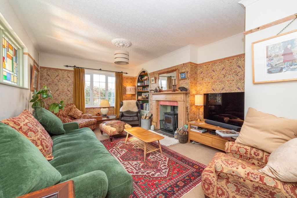 Property photo 3 of 19