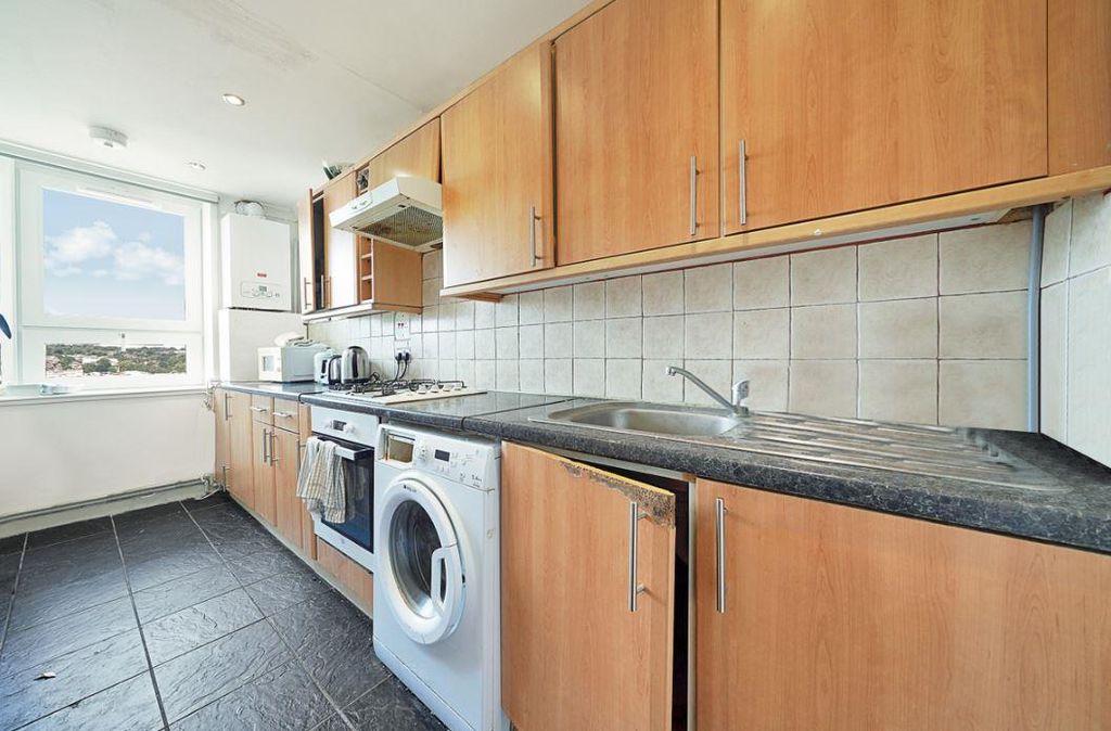 Property photo 2 of 14 9.Jpg