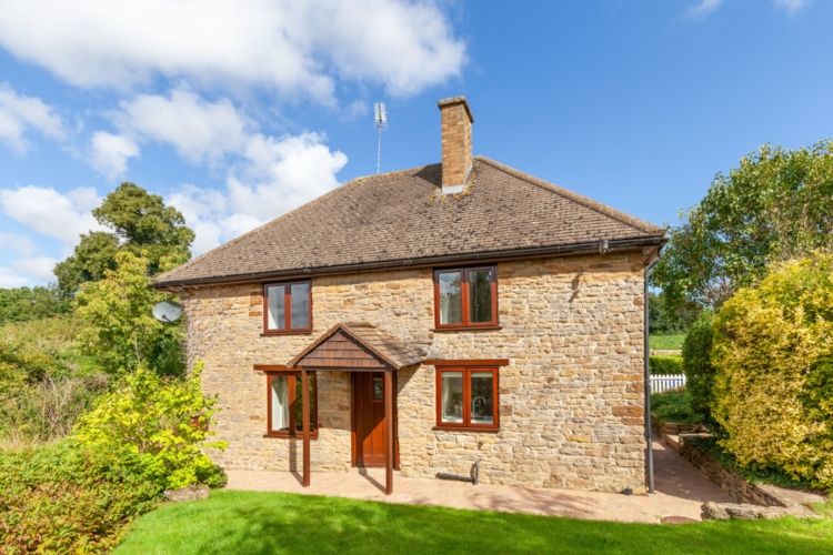 Property photo 1 of 10 231612-Std