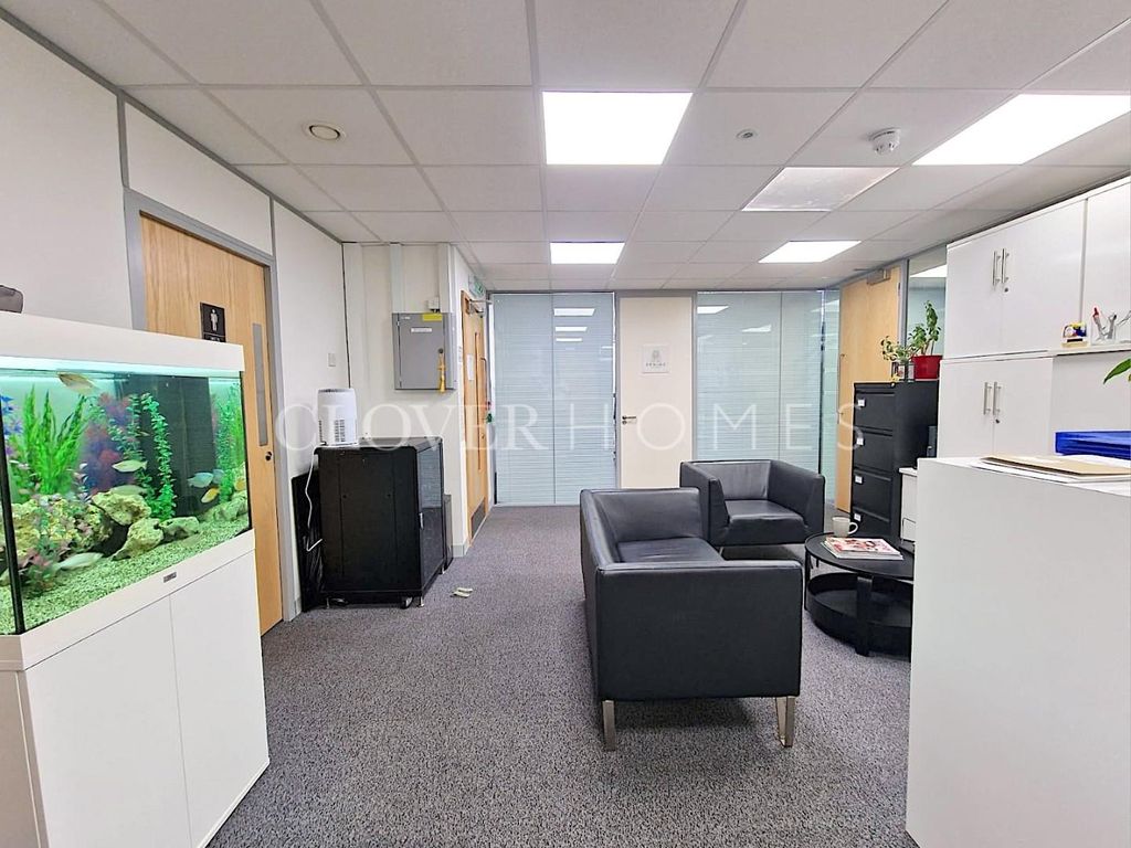 Property photo 3 of 8 075d0B77-E631-4436-9816-82A5620d0B8F.Jpg