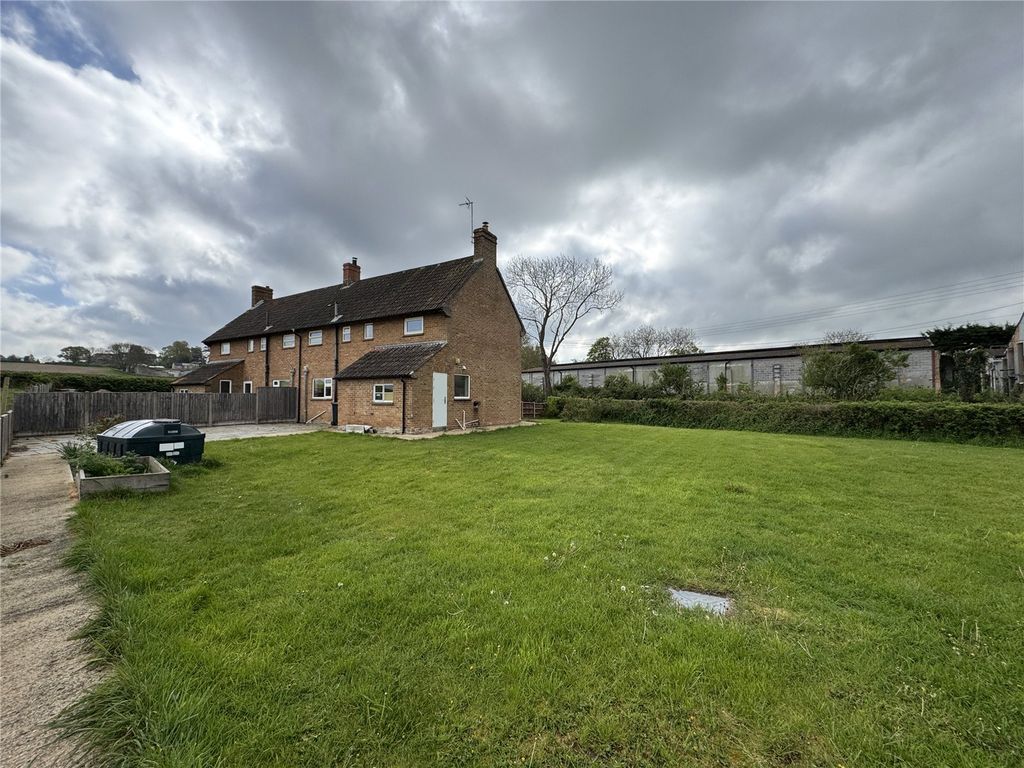 Property photo 3 of 18 Picture No. 24