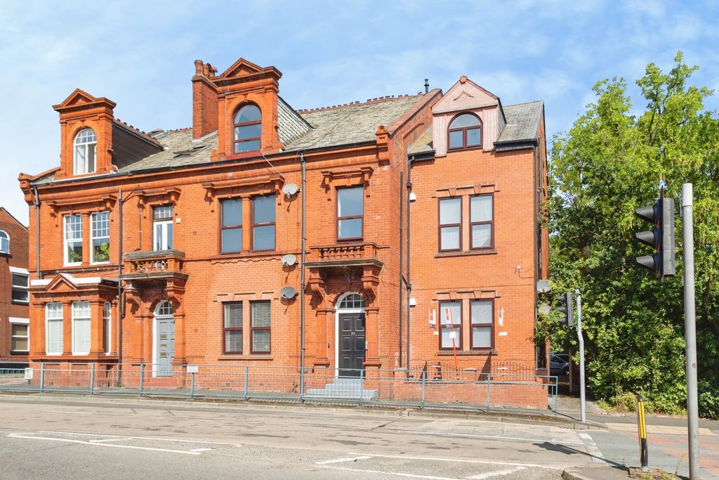 Property photo 1 of 19 Pbox-Img.Jpg